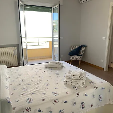 2 Min Walk To The In The Centre Of Appartamento Sanremo